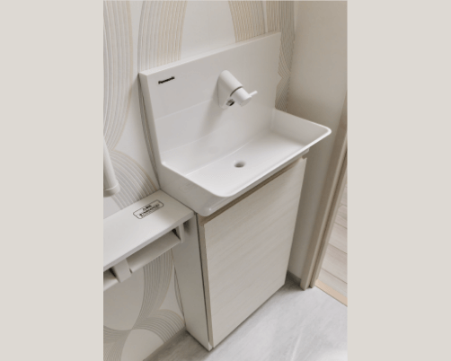 独立型トイレ手洗い